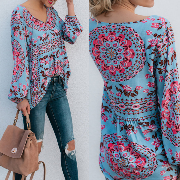 Printed Tassel Peasant Top - Picture 2 of 2